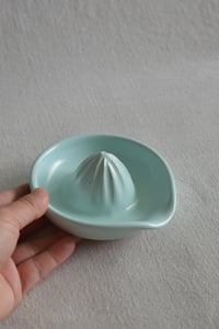 Image 4 of Citrus Juicer