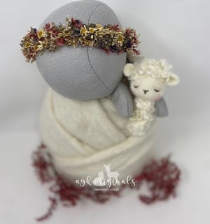 Image of Spring Snuggler Preorder 