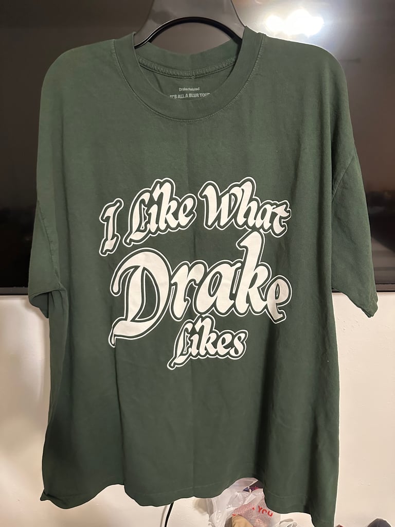 Drake It’s All A Blur Tour “I Like What Drake Likes” tee  2XL