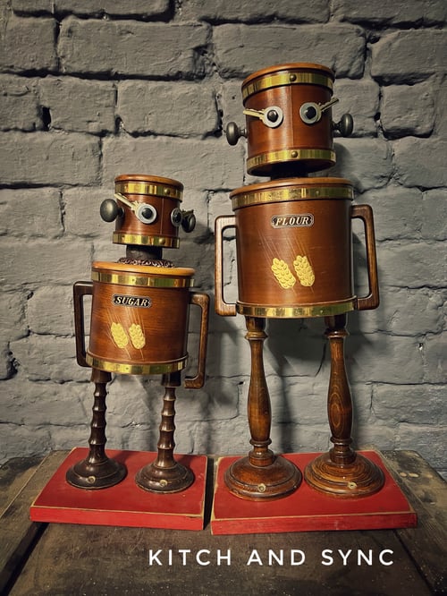 Image of Kitch and Sync