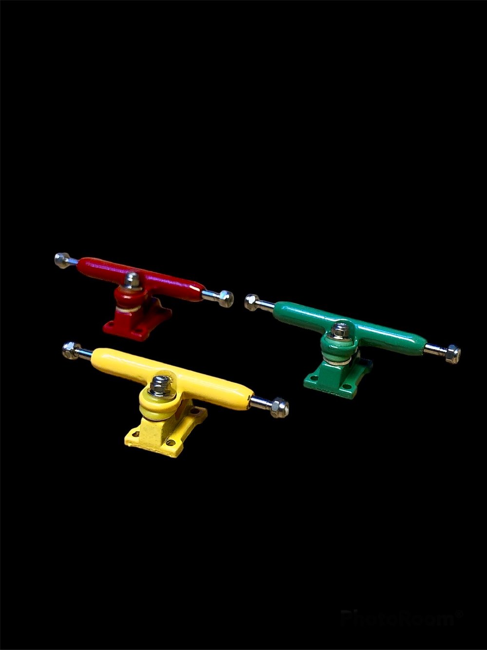 34mm single axel trucks (you pick color)