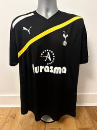 Image 2 of Tottenham Hotspur “MODRIC 14” 2011/12 Third Shirt + patches (L)
