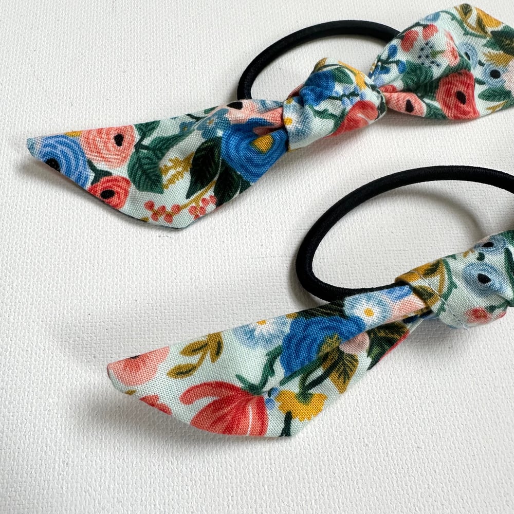 Image of Bow Hair Ties - Rifle Paper Co. - Light Blue Floral