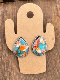 Oyster kingman studs 