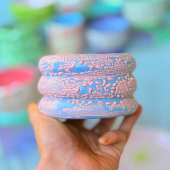 image of pink and blue bubble vessel