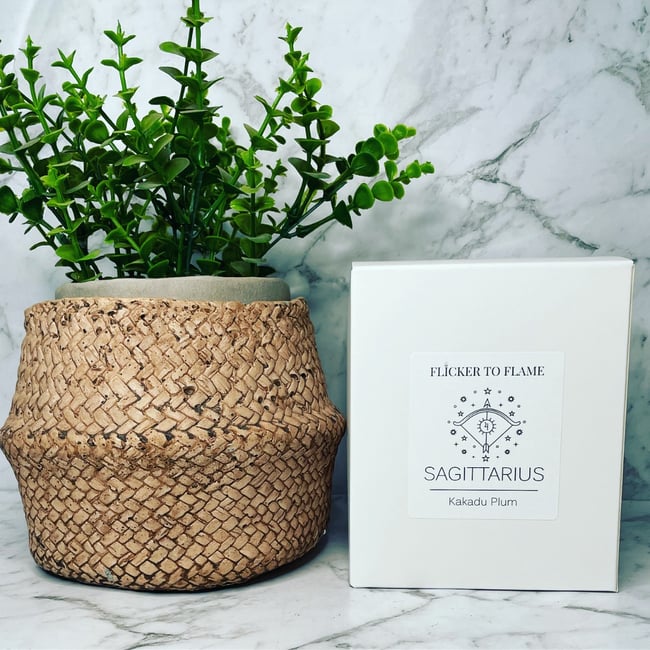 Zodiac Crystal Infused Candle 450g - SAGITTARIUS  **ONLY 10 AVAILABLE**