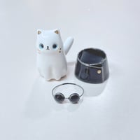 Image 4 of Gojo Cat Ceramic Figurine 1 (discount price due to imperfection)