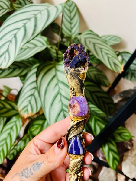 Image of Eclipse Manifesting Pen Rainbow Geode