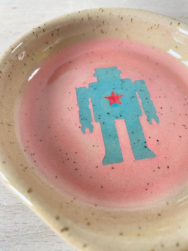 Robot pink & turquoise.