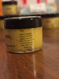 Image 2 of Turmeric, lemon, and honey lip scrub