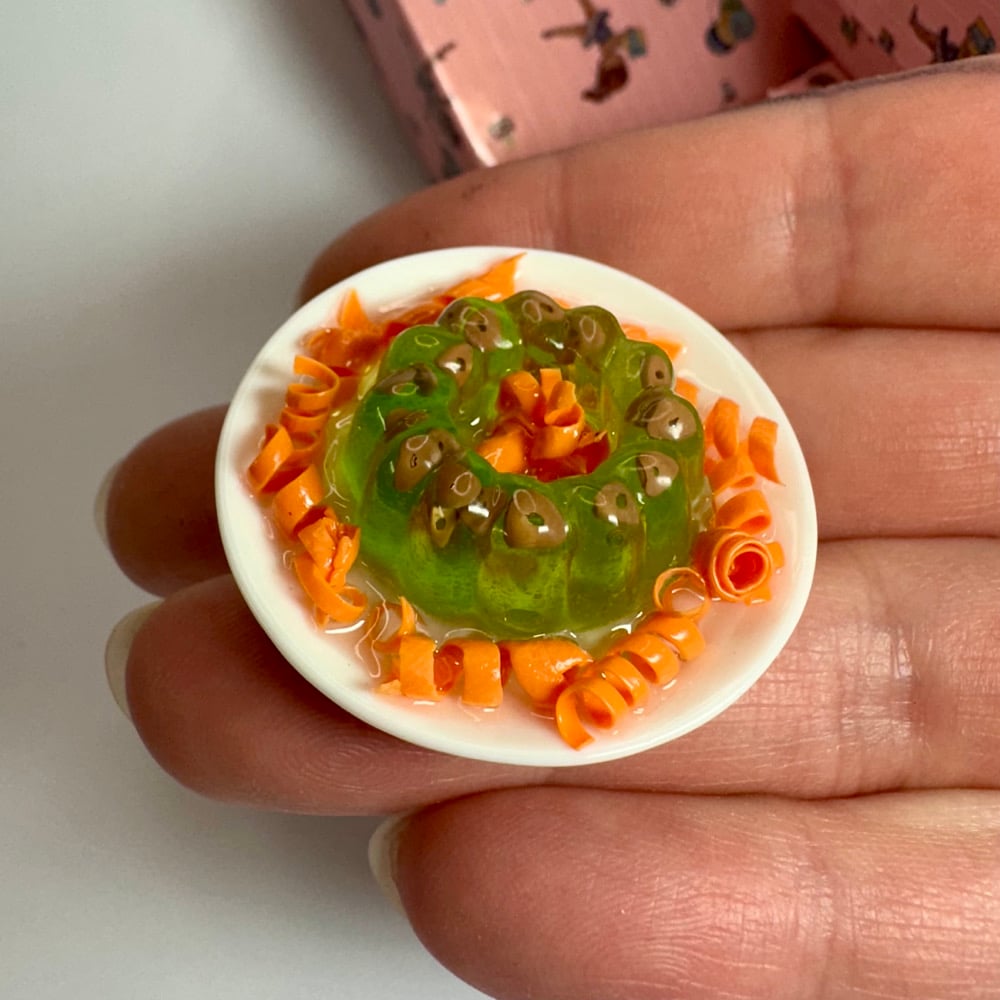 Image of Aunt Bethany’s Gelatin Miniature 