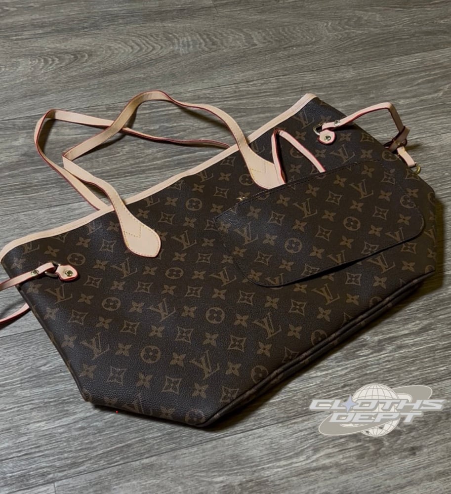 Image of LV Woman Tote Bags