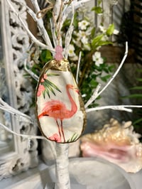 Flamingo Oyster Shell Ornament O107