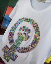 Image 1 of Camiseta bordada a man. MULLER. Corte unisex, varias tallas.