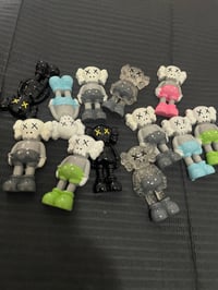 Kaws v2