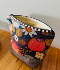 Image 4 of Fabric Zipper Pouch - Banksia Garden 