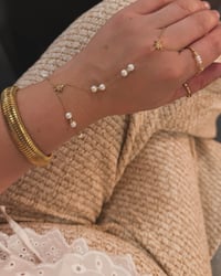 Image 2 of Pearl Y-Bracelet 