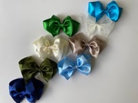 Image 2 of Iris hair bow