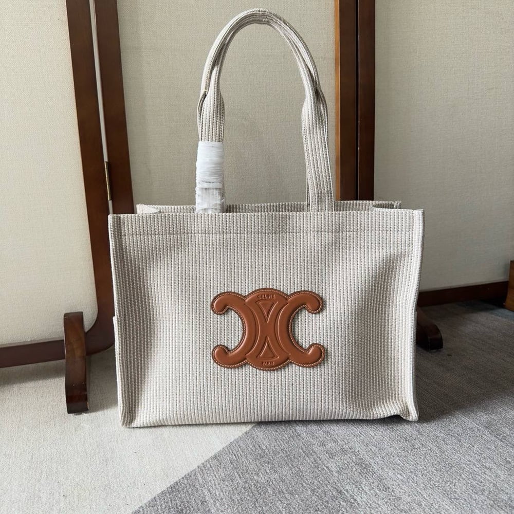 Celinè Material Tote