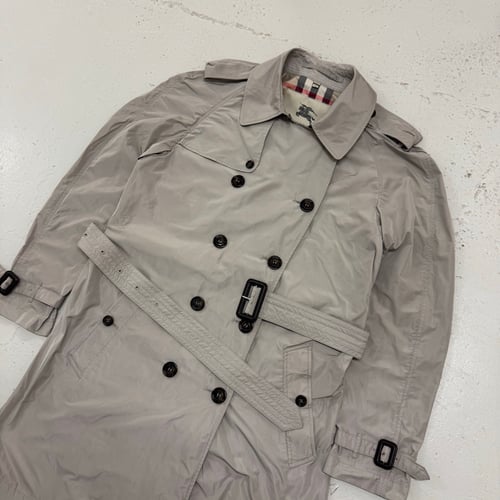Image of Burberry Double Breasted Nylon Trench, Size Medium