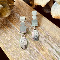 Image 2 of il corteccia geometric shaped Earrings