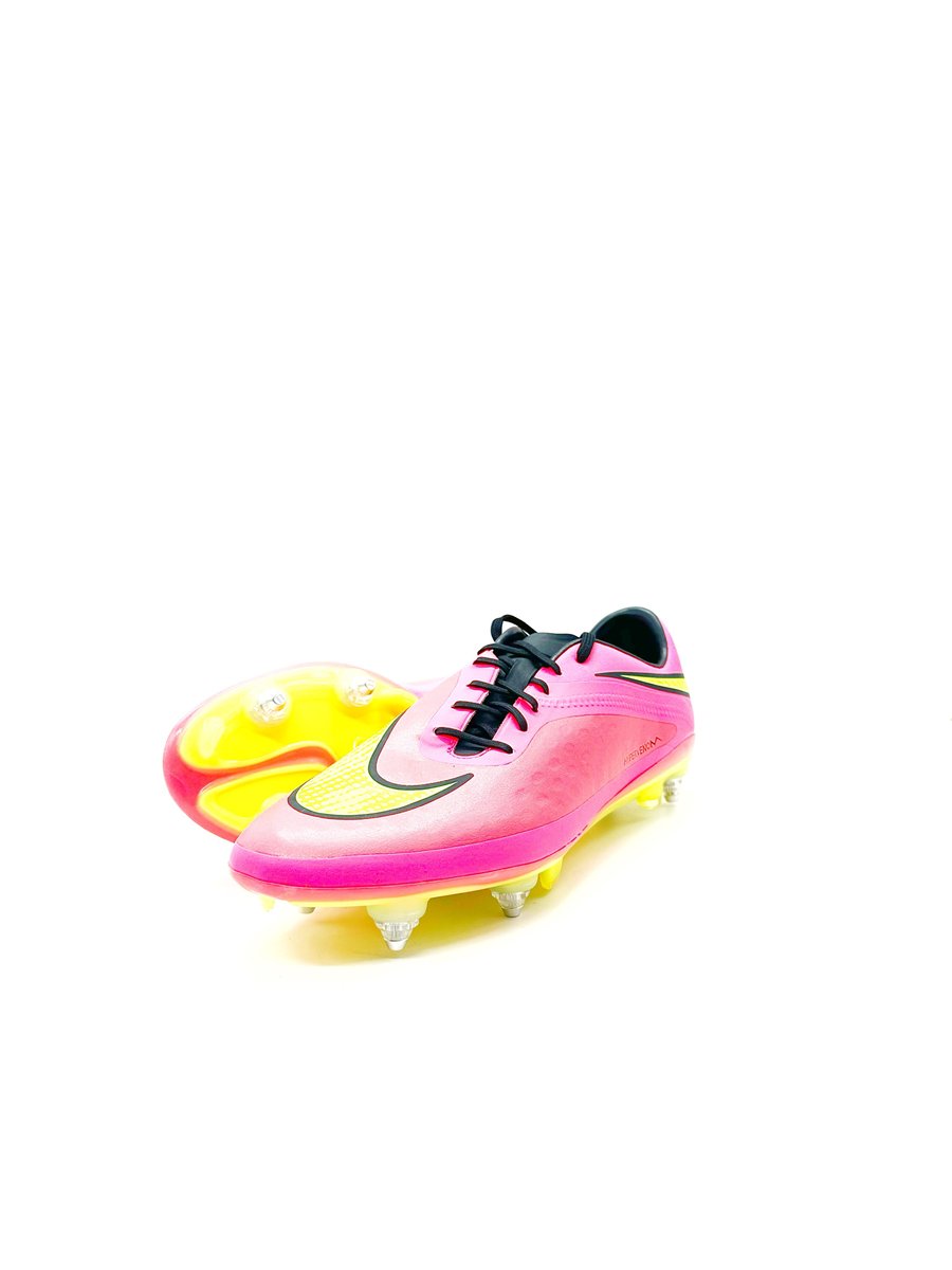 nike hypervenom phatal indoor