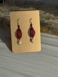 Image 4 of Gildry Weave Pearl Pendant Earrings (Red or Green)