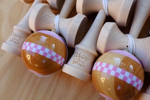 Image of Peachy Mod - Maple 
