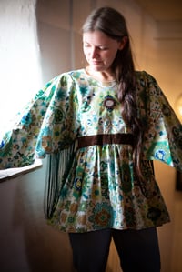 Image 1 of Devotional Habit For The Nomadic Woman 