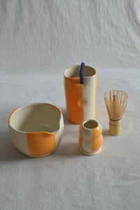 Image 10 of Straight-Sided Grip Straw Cup