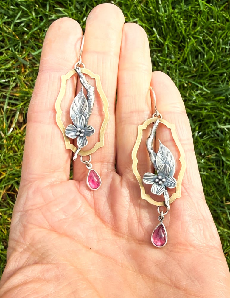 Image of Lazy Dogwood Flower Branch Earrings