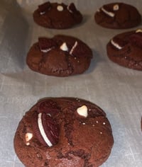Image 4 of Red Velvet Oreo 