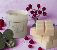 Black raspberry and vanilla candle 