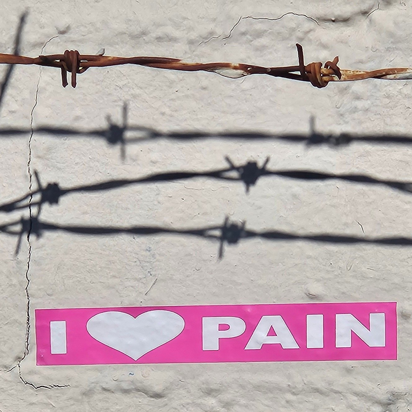 Image of i <3 pain (sticky)