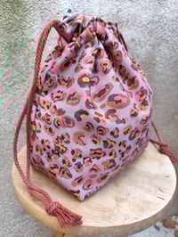 Image 2 of Bolso CAPACHA LEOPARDA