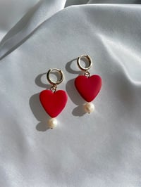 Image 2 of Hearts with pearls