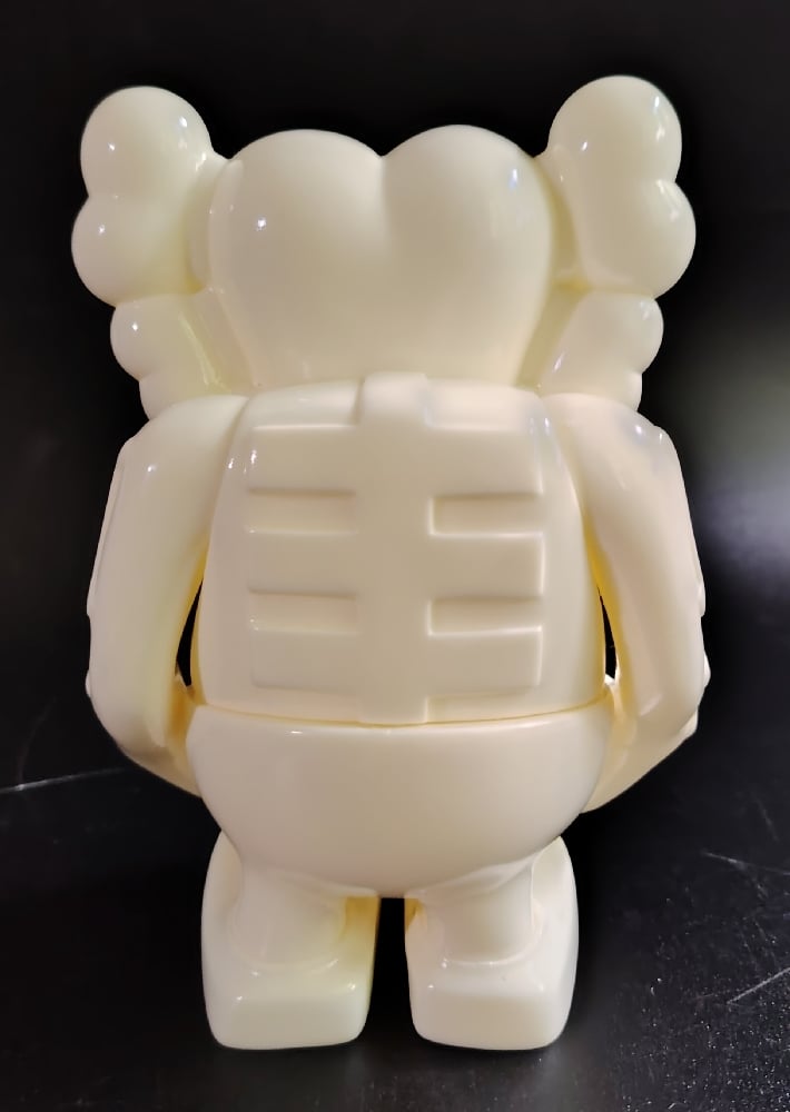 KAWS x Bounty Hunter KAWS×BOUNTY HUNTERスカル君 フィギュア 白黒