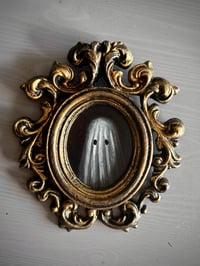 Image 1 of Retrato de fantasma pequeño 