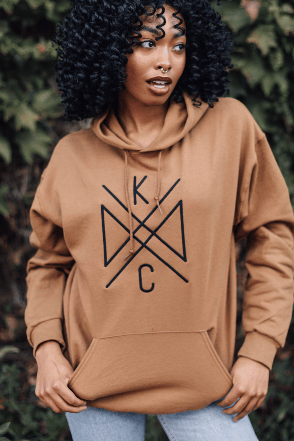 Image of KC CROSSROADS CAMEL/BLACK HOODIE