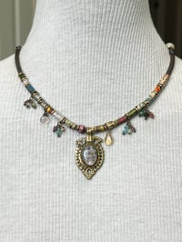 Image 4 of Waziri Opal necklace (4)