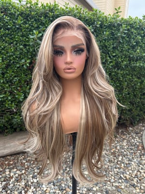 Image of Misha free part luxury (ready to ship)