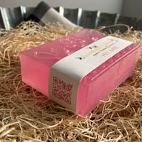 Image 4 of Hey, Babe Honeybee Glycerin Body Bar