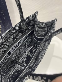 Image 3 of Dee Tote Bag - Black and White