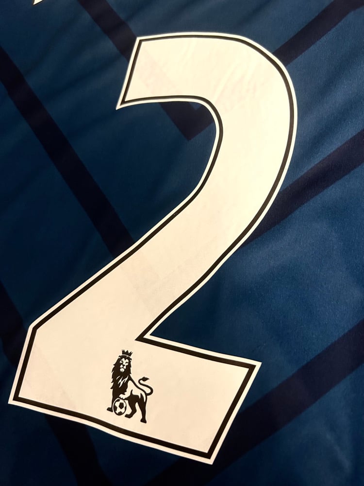 Image of Tottenham Hotspur “DEMPSEY 2” 2012/13 Away Shirt + patches (XL)