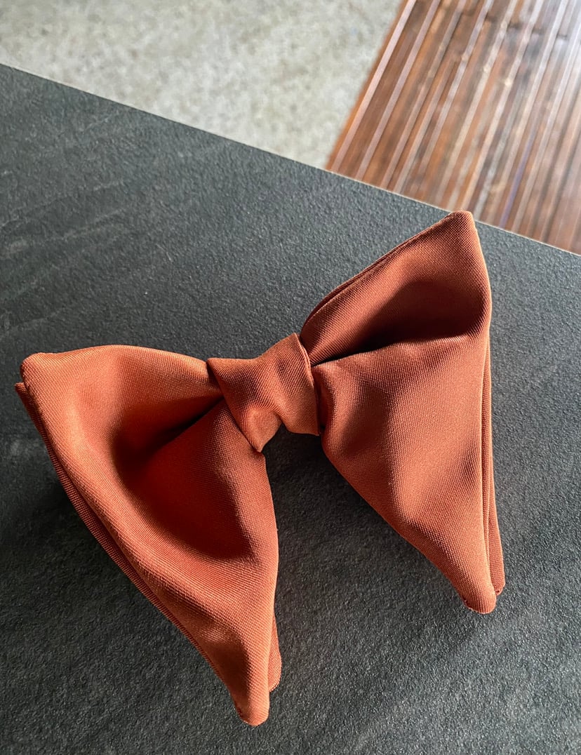 COPPER | OVERSIZED EVENT BOW TIE