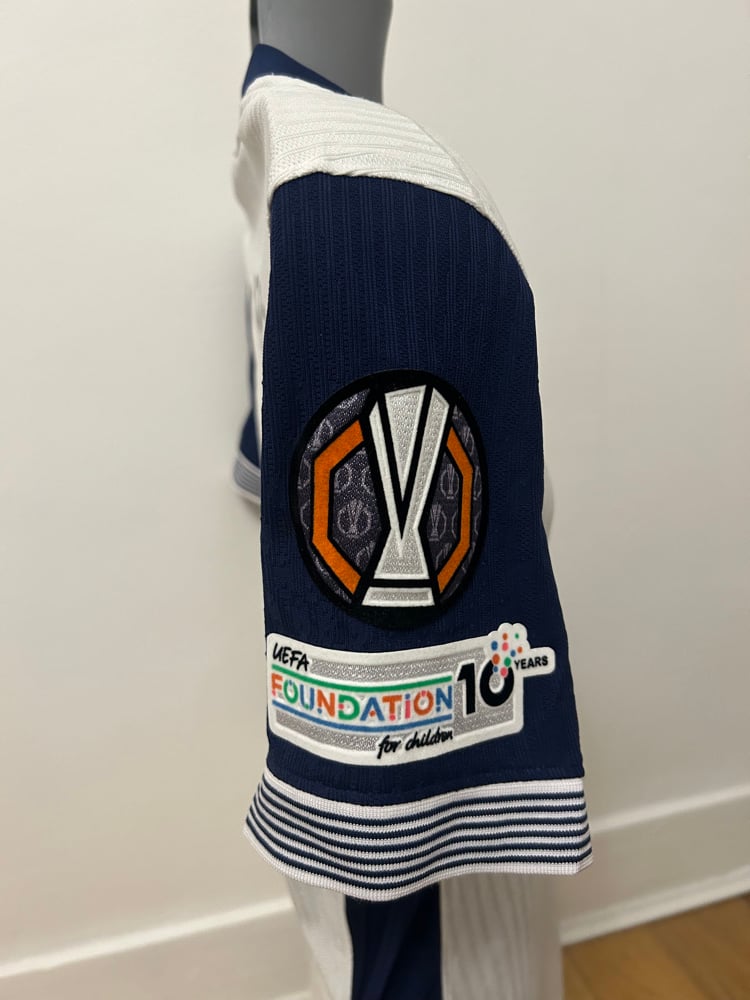 Image of PRE ORDER: Tottenham Hotspur “ROMERO 17” Vaporknit 2024/25 Home Europa Final Shirt (S)