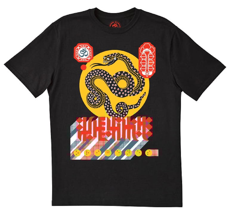 Snake Tee by El Carlo