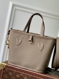 Image 5 of LV Mini Reversible Tote