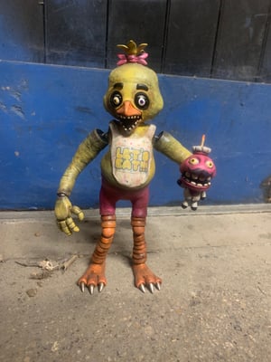 FNAF Plus Chica Mini Blinking Animatronic 