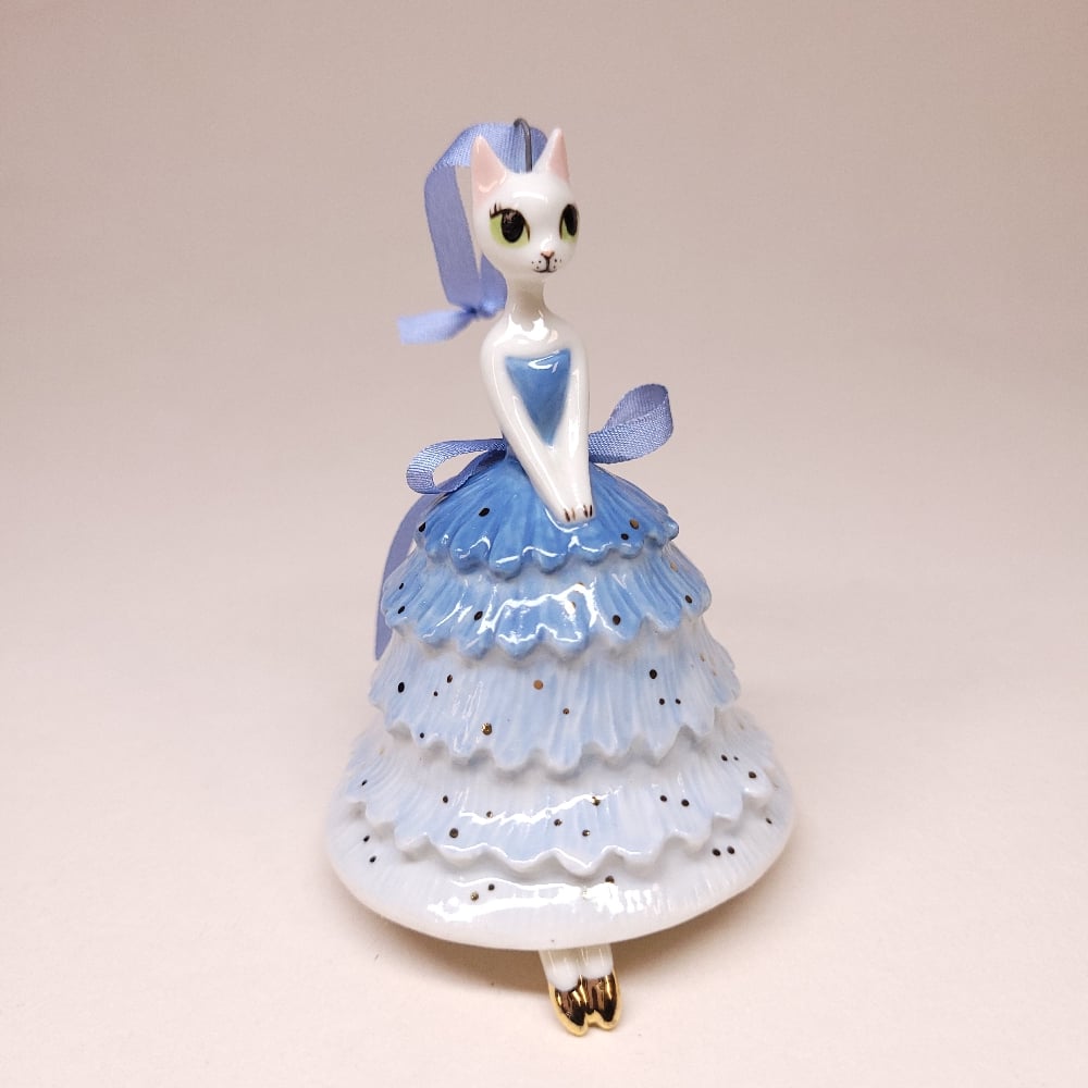 Image of Elena Belle